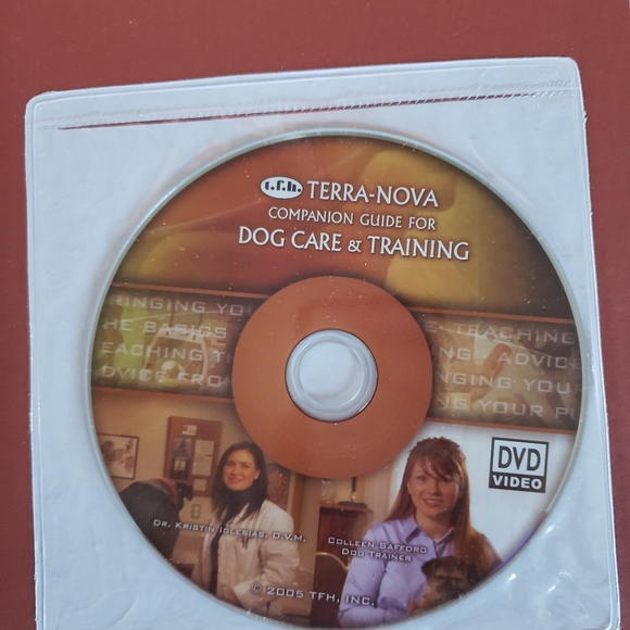 The Boxer, Book with DVD guide for dig care and training - Picture 2 of 7
